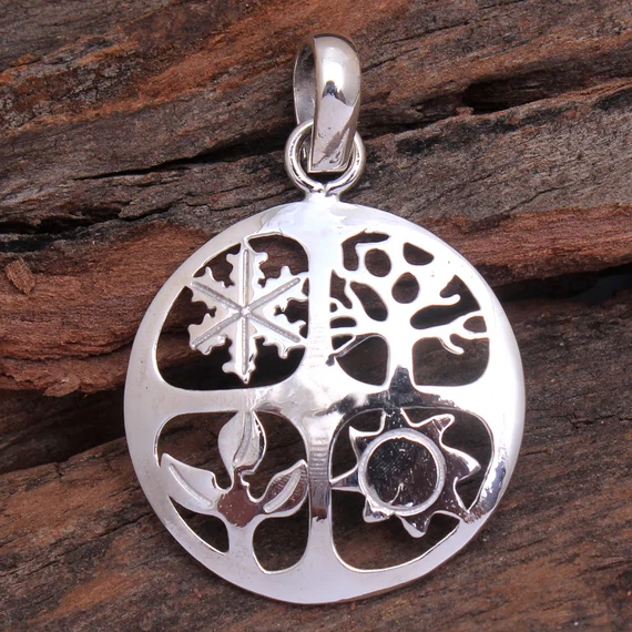 925 Sterling Silvery