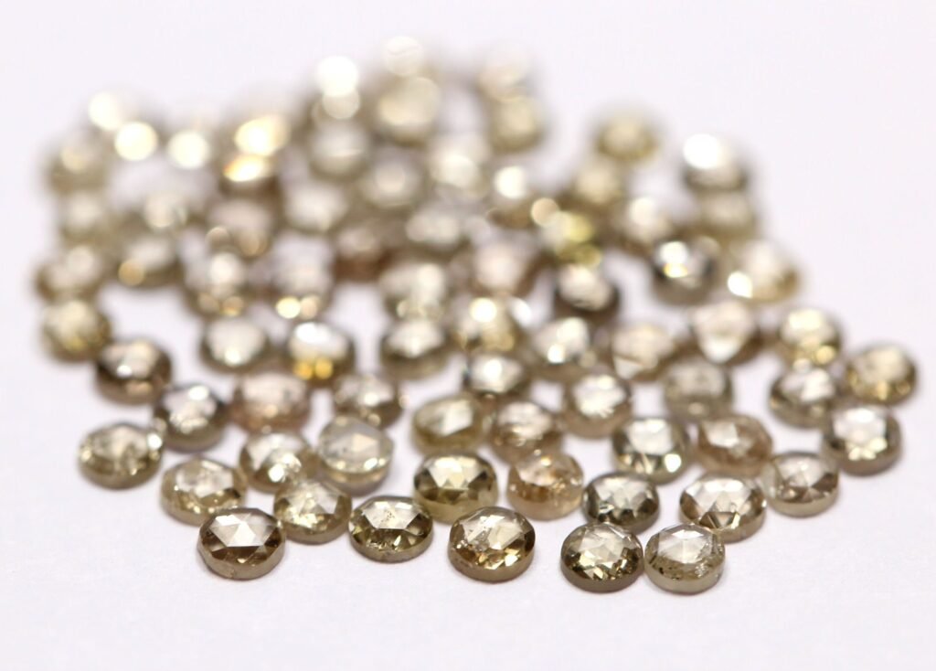 Small Diamonds