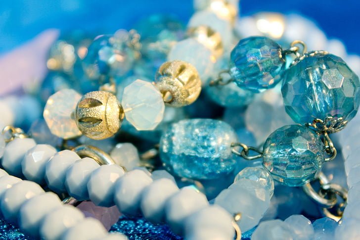 topaz necklaces